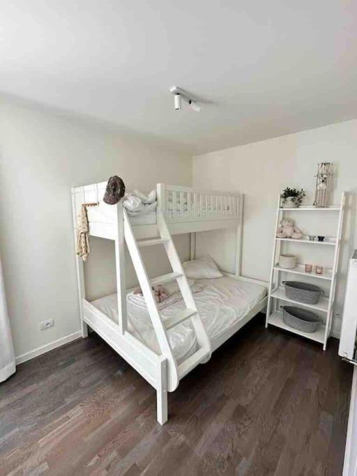 Recent En Lichtrijk Duplex-Appartement Te Вендейне Екстер'єр фото